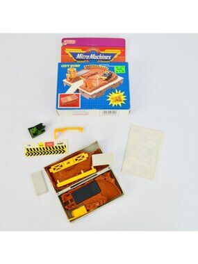 Galoob Micro Machines City Dump Travel City Set Vintage NEW